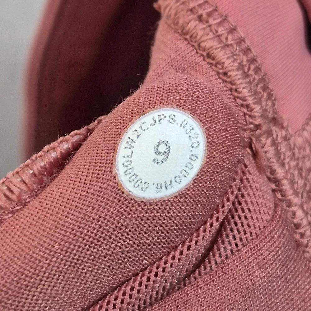Lululemon Energy High Neck Longline Sports Bra Women's 8 Pink